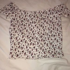 Cute garage off the shoulder white and floral top